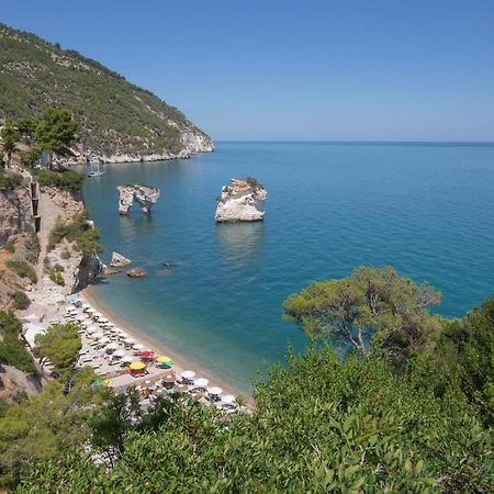 Hotel Ah Premium Baia Dei Faraglioni à Mattinata Extérieur photo