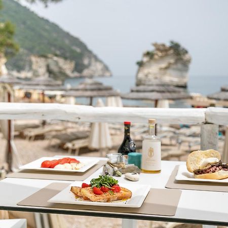 Hotel Ah Premium Baia Dei Faraglioni à Mattinata Extérieur photo