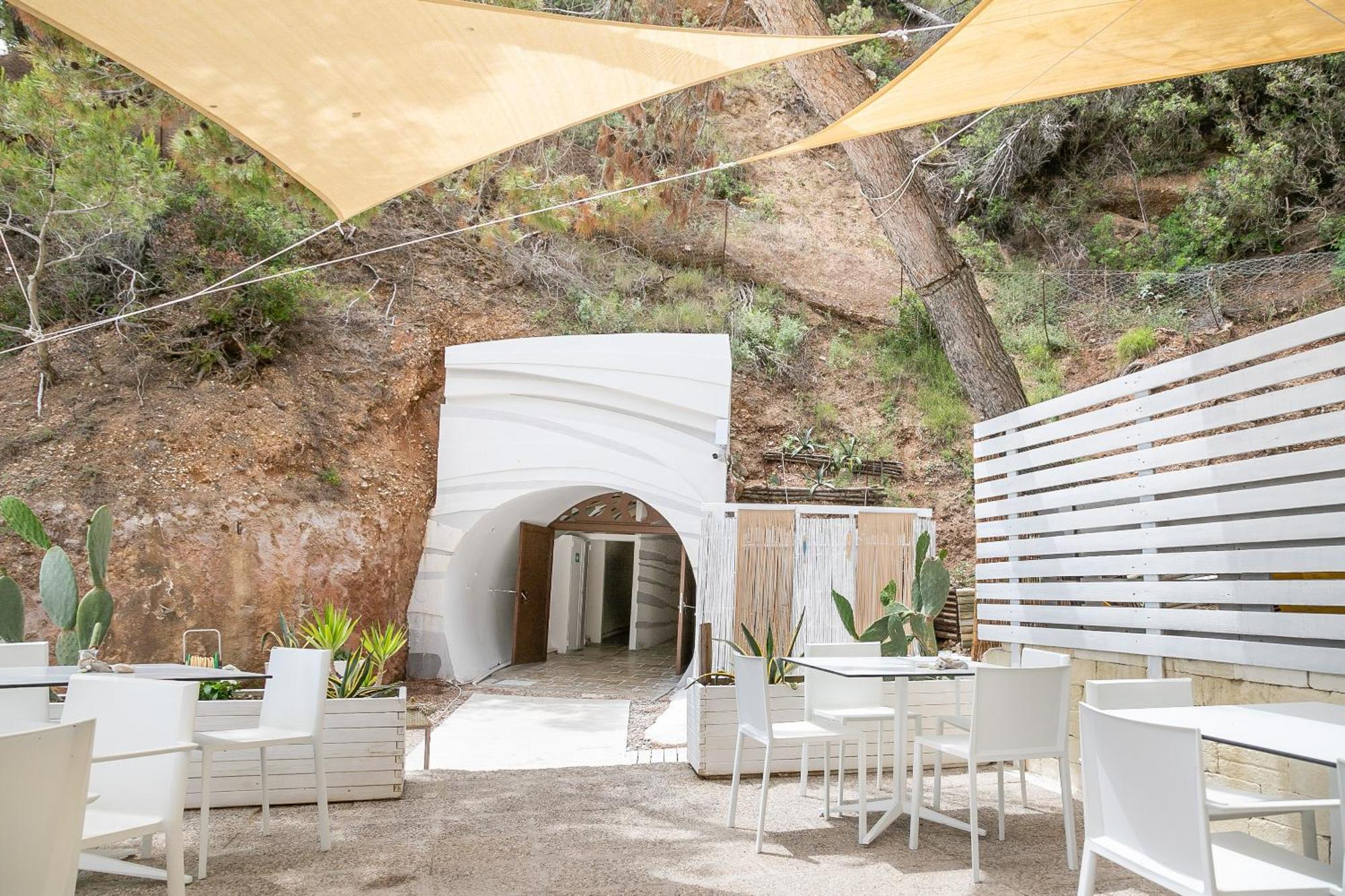 Hotel Ah Premium Baia Dei Faraglioni à Mattinata Extérieur photo