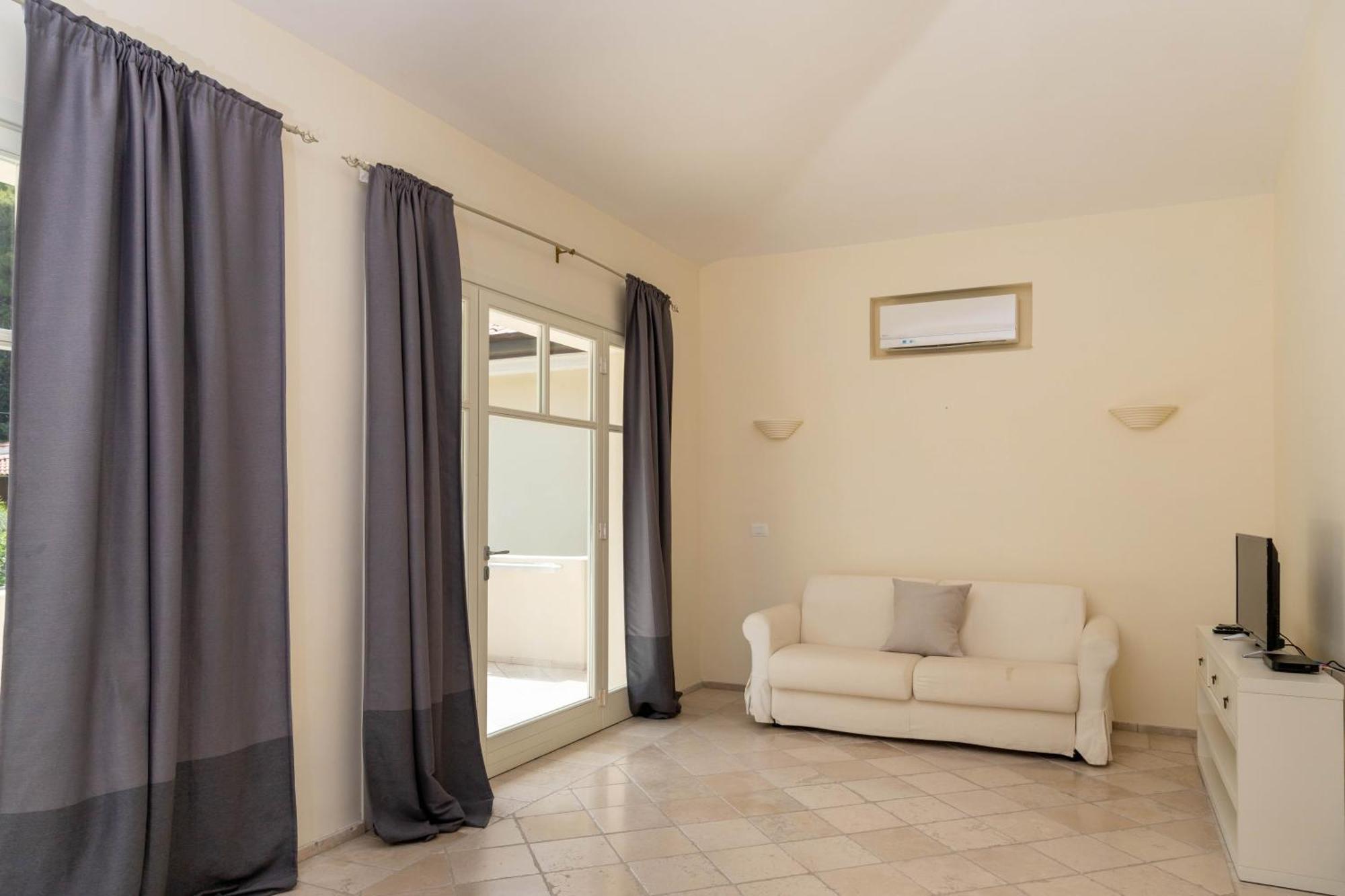 Hotel Ah Premium Baia Dei Faraglioni à Mattinata Extérieur photo