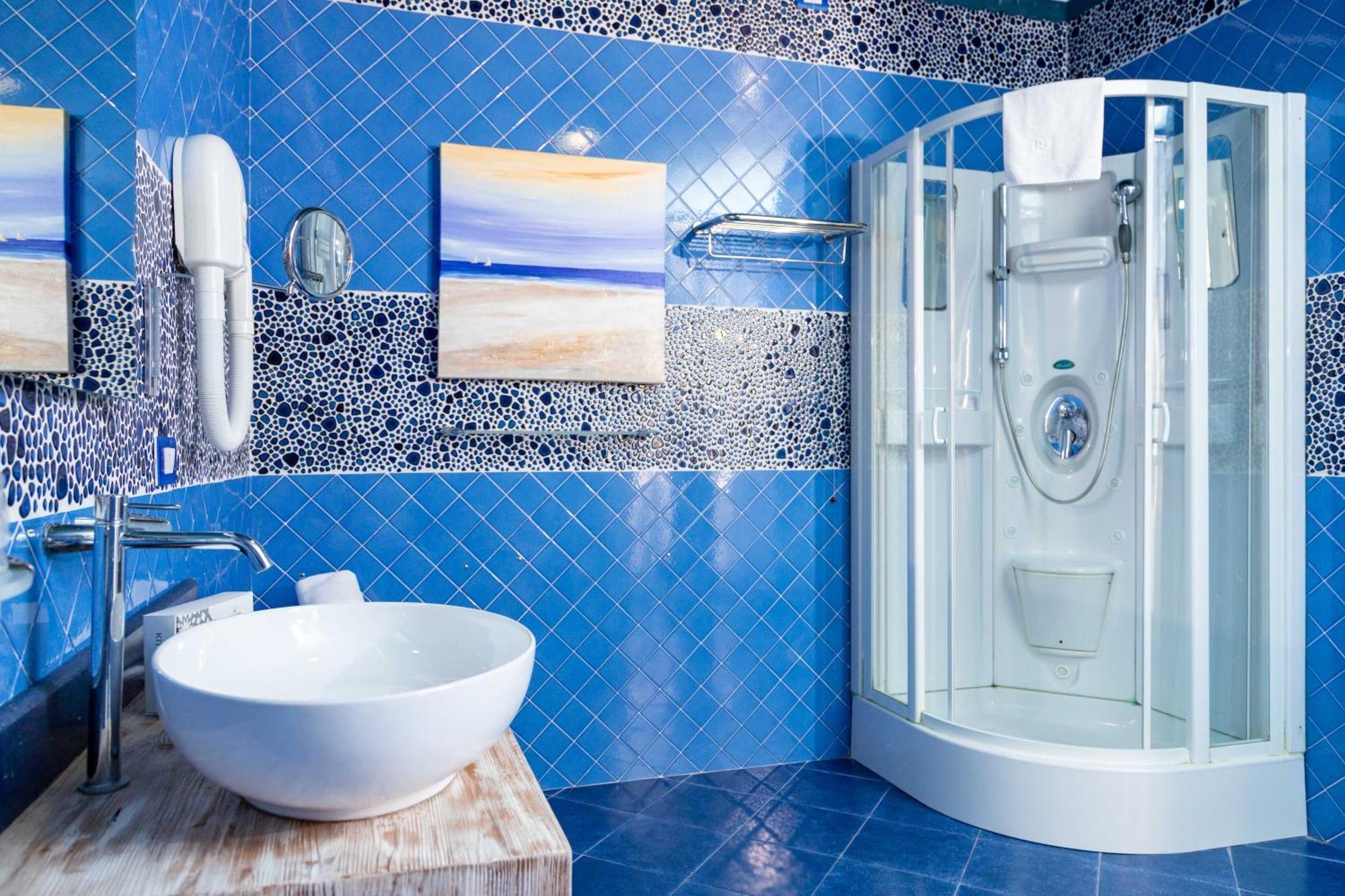 Hotel Ah Premium Baia Dei Faraglioni à Mattinata Extérieur photo