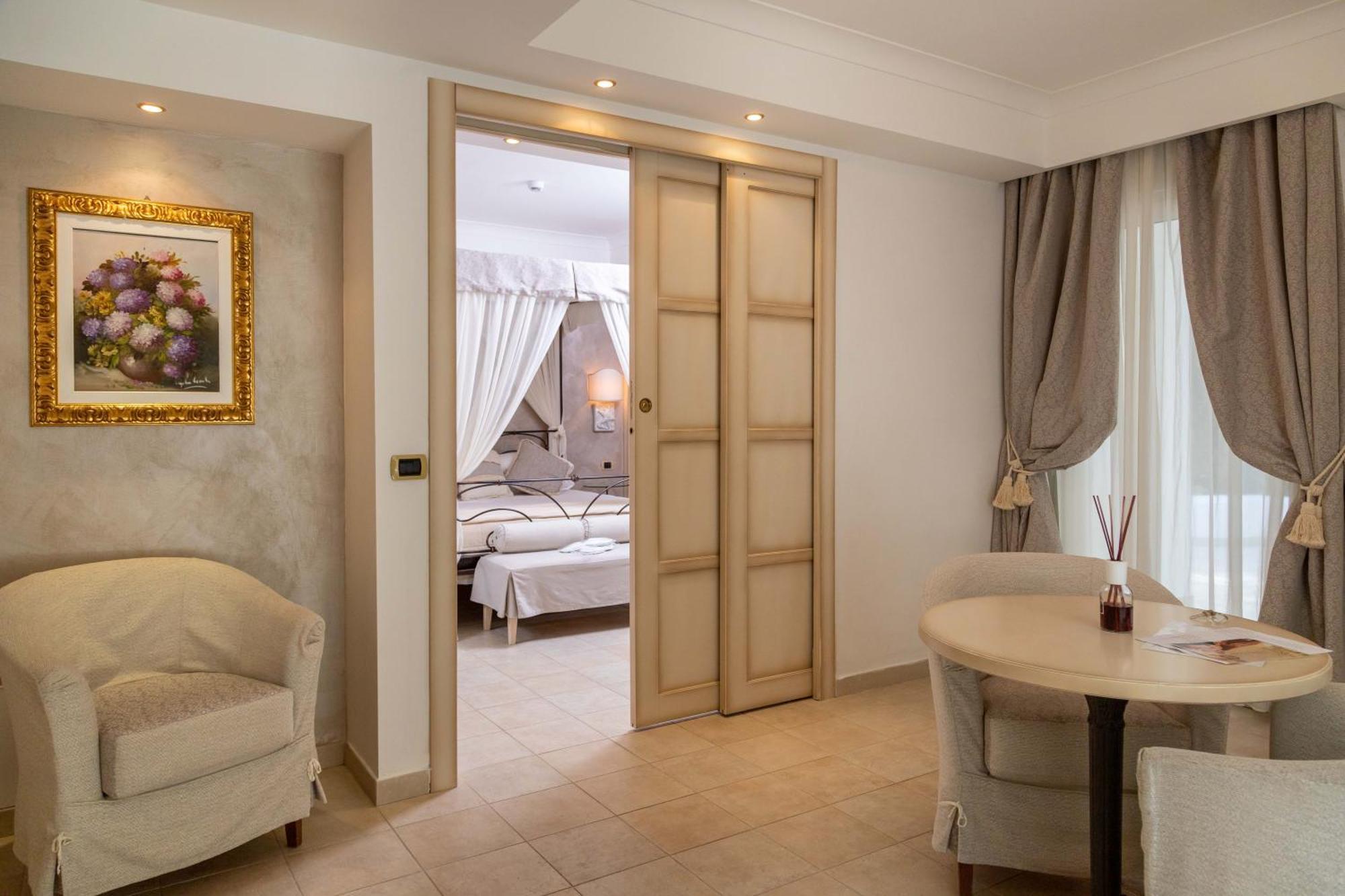 Hotel Ah Premium Baia Dei Faraglioni à Mattinata Extérieur photo